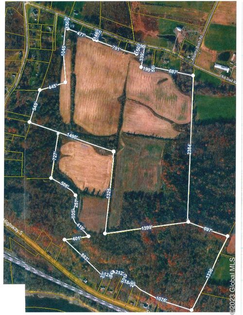 1 Old Trail Rd, Fonda, NY, 12068 | Card Image