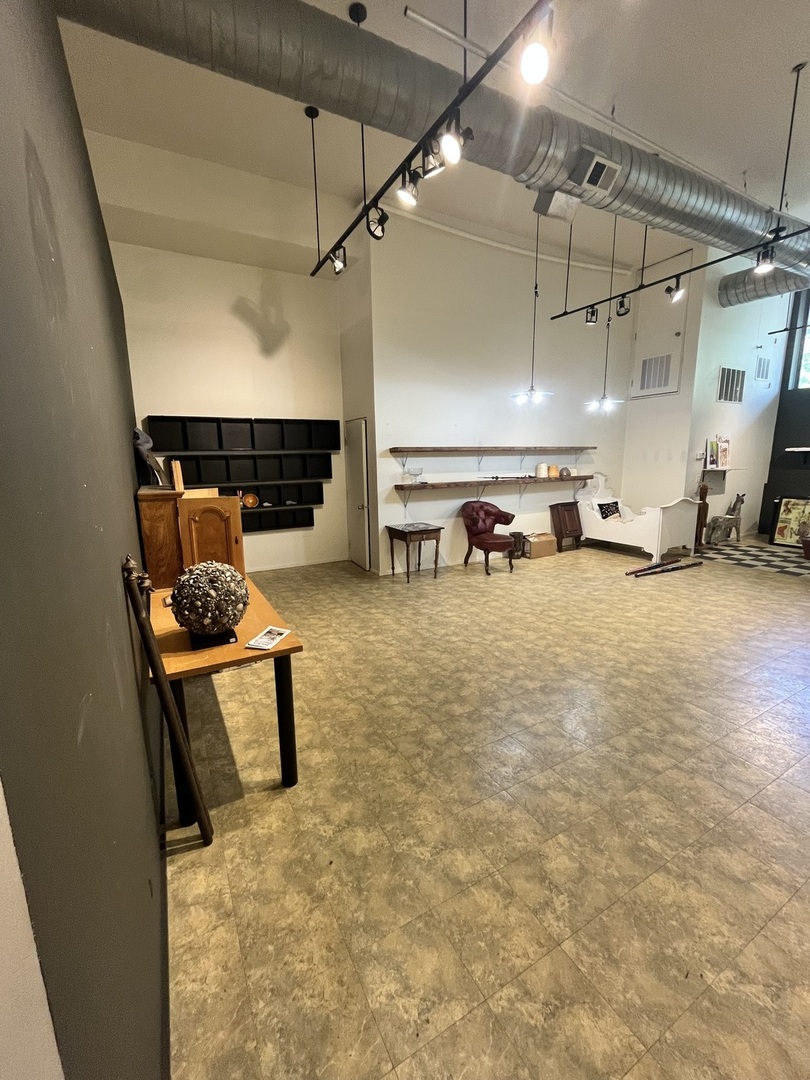 Commercial Sale in Forest Park 5