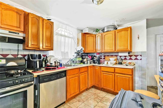 93-12 Ditmars Blvd, Home with 0 bedrooms, 0 bathrooms and null parking in East Elmhurst NY | Image 4