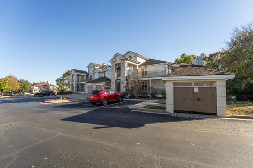 6-6-106 Oxford Dr, Branson, MO, 65616-4017 | Card Image