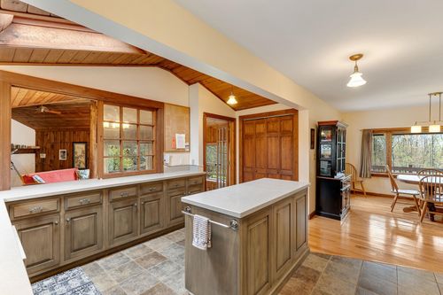 1641 W Hill Rd, Rochester, VT, 05767-9592 | Card Image