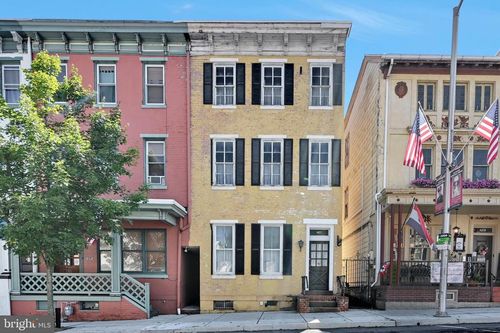 407 W Market Street, Pottsville, PA, 17901 | Card Image