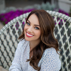 Holly Knapp