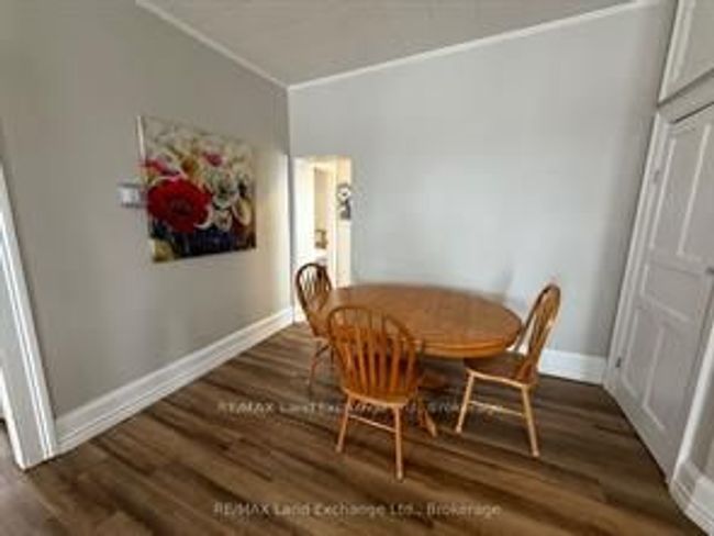 UPPER - 433 Broadway St, Home with 3 bedrooms, 1 bathrooms and 4 parking in Kincardine ON | Image 7