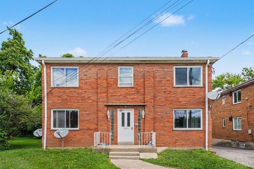 3926 E Gatewood Ln, Silverton, OH, 45236-3526 | Card Image