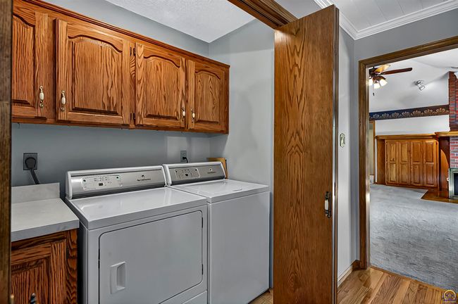 3835 Sw Wood Valley Dr, House other with 5 bedrooms, 3 bathrooms and null parking in Topeka KS | Image 20
