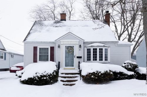 61 Rockne Rd, Tonawanda, NY, 14223-3109 | Card Image