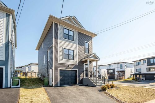122 Onyx Cres, Halifax, NS, B3P0H6 | Card Image