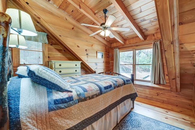 33 Spruce Dr, Home with 3 bedrooms, 3 bathrooms and null parking in Suches GA | Image 16