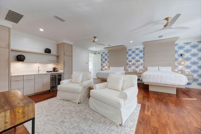 290 Seabreeze Blvd | Image 32