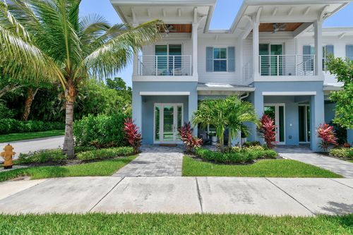 4650 Se Manatee Way, Stuart, FL, 34997-5326 | Card Image