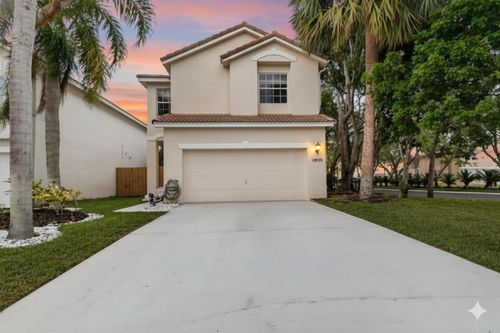 6857 Sugarloaf Key St, Lake Worth, FL, 33467-7651 | Card Image