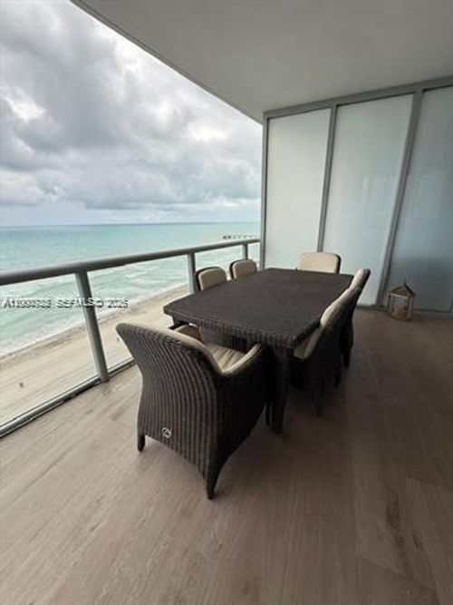 1207-17121 Collins Ave, Sunny Isles Beach, FL, 33160 | Card Image