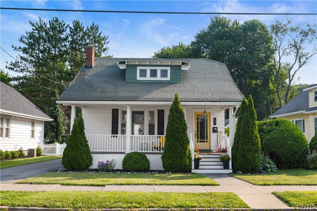 Sunnyside Dr, Utica, NY 13501