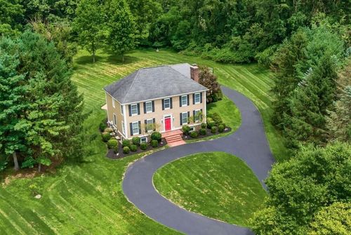 384 Longford Dr, Granville, OH, 43023-9581 | Card Image