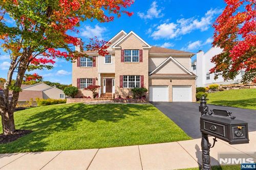 700 Skyline Drive, Jefferson Township, NJ, 07849 | Card Image