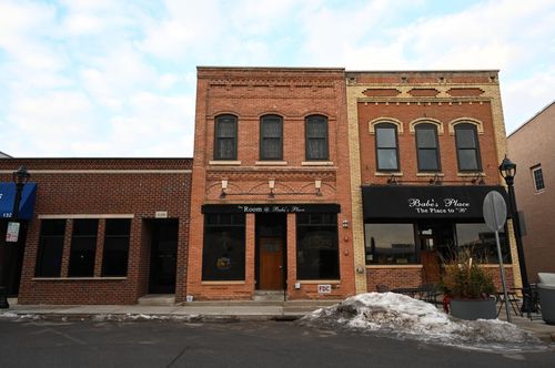 124 Holmes Street S, Shakopee, MN, 55379 | Card Image