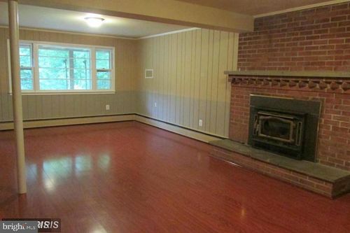 7617 Maple Branch Rd, CLIFTON, VA, 20124-2114 | Card Image