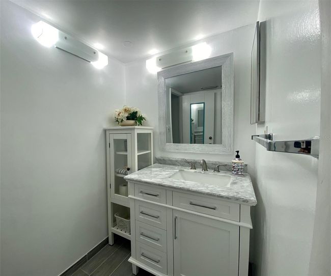 APT-1103 - 420 64 Th Ave, Condo with 2 bedrooms, 2 bathrooms and null parking in ST PETE BEACH FL | Image 12