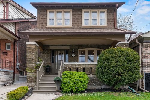 25 Oak Park Ave, Toronto, ON, M4C4L8 | Card Image