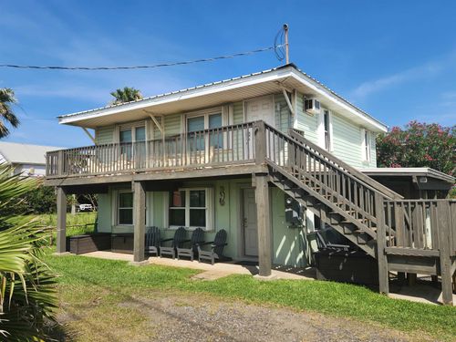 2707 Highway 1, Grand Isle, LA, 70358-9733 | Card Image