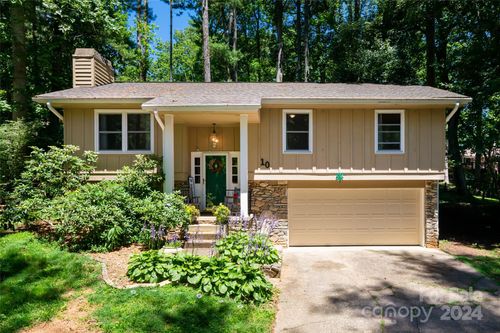 10 Muirfield Dr, Arden, NC, 28704-2913 | Card Image