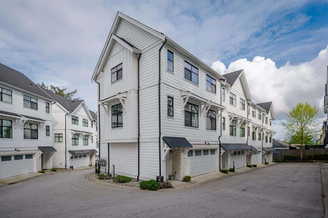 11 - 3339 148 Street, Townhouse with 3 bedrooms, 2 bathrooms and 2 parking in Surrey BC | Image 2
