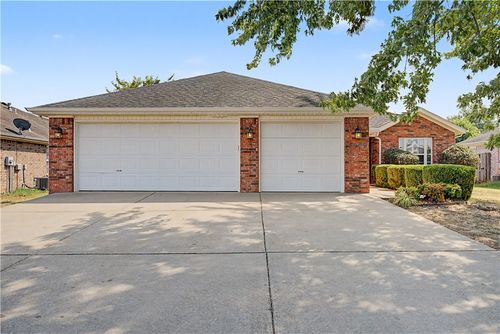 3909 Sw Moline Ave, Bentonville, AR, 72712-7505 | Card Image