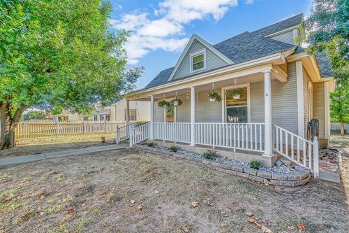422 S Pennsylvania Ave, Mangum, OK, 73554-4840 | Card Image