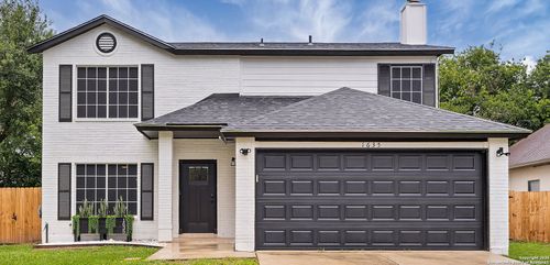 1635 Gruene Cv, New Braunfels, TX, 78130-3151 | Card Image