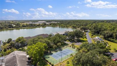 2 - 9930 Sailview Court, Condo with 2 bedrooms, 2 bathrooms and null parking in Fort Myers FL | Image 2