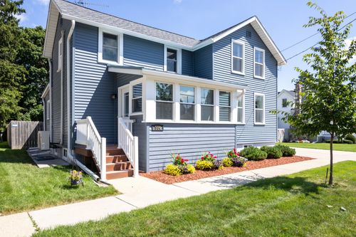 504 Elm St, Watertown, WI, 53098-2640 | Card Image