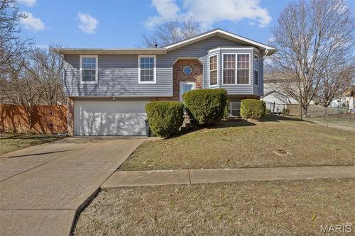 5005 Owls Nest Dr, Imperial, MO, 63052-4404 | Card Image