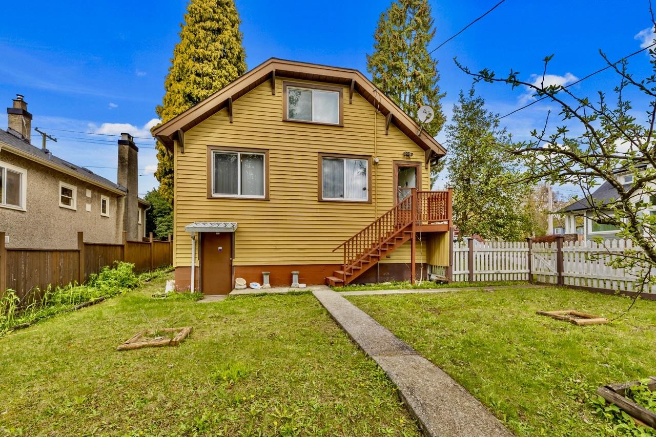 1702 Dublin Street, House other with 5 bedrooms, 1 bathrooms and 1 parking in New Westminster BC | Image 32