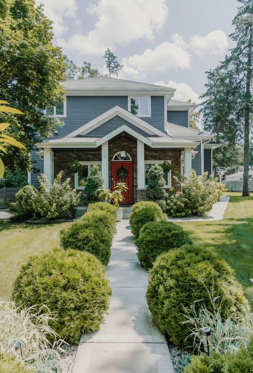 111 Grace Ln, Fox River Grove, IL, 60021-1455 | Card Image
