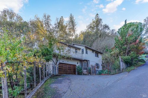 301 Toyon Road, Ukiah, CA, 95482 | Card Image