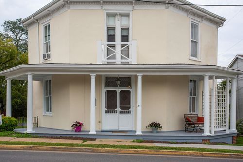 271 S Liberty St, HARRISONBURG, VA, 22801-3621 | Card Image