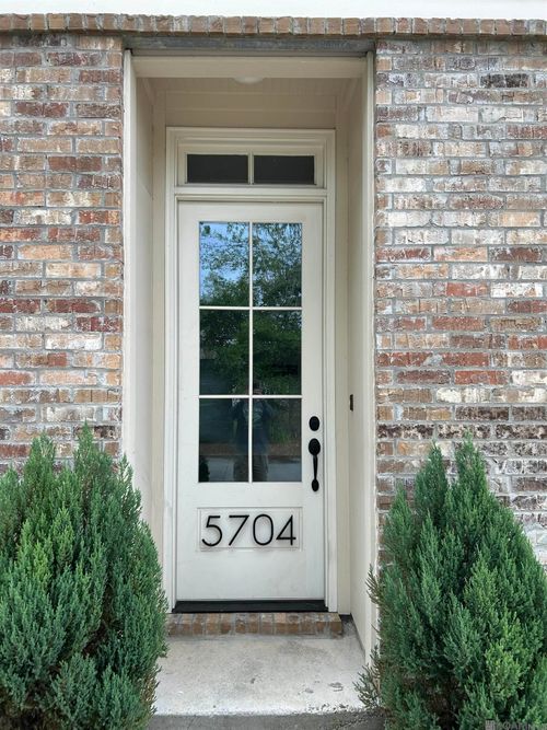 5704 Goodwood Crossing Ln, Baton Rouge, LA, 70806-4145 | Card Image