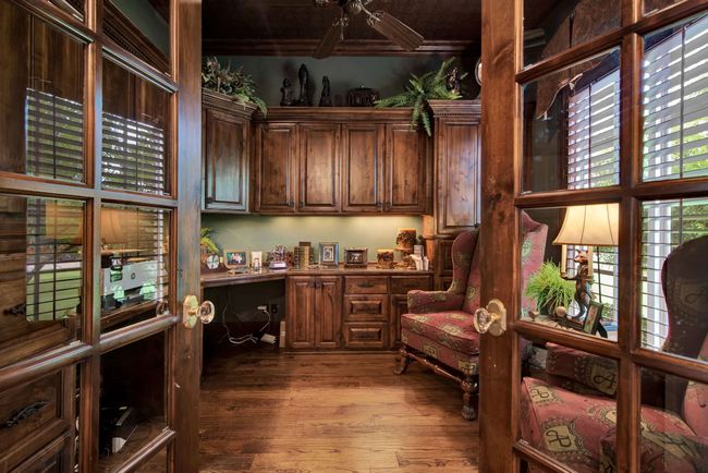 2921 Sedalia Trl, House other with 4 bedrooms, 4 bathrooms and null parking in Sherman TX | Image 4