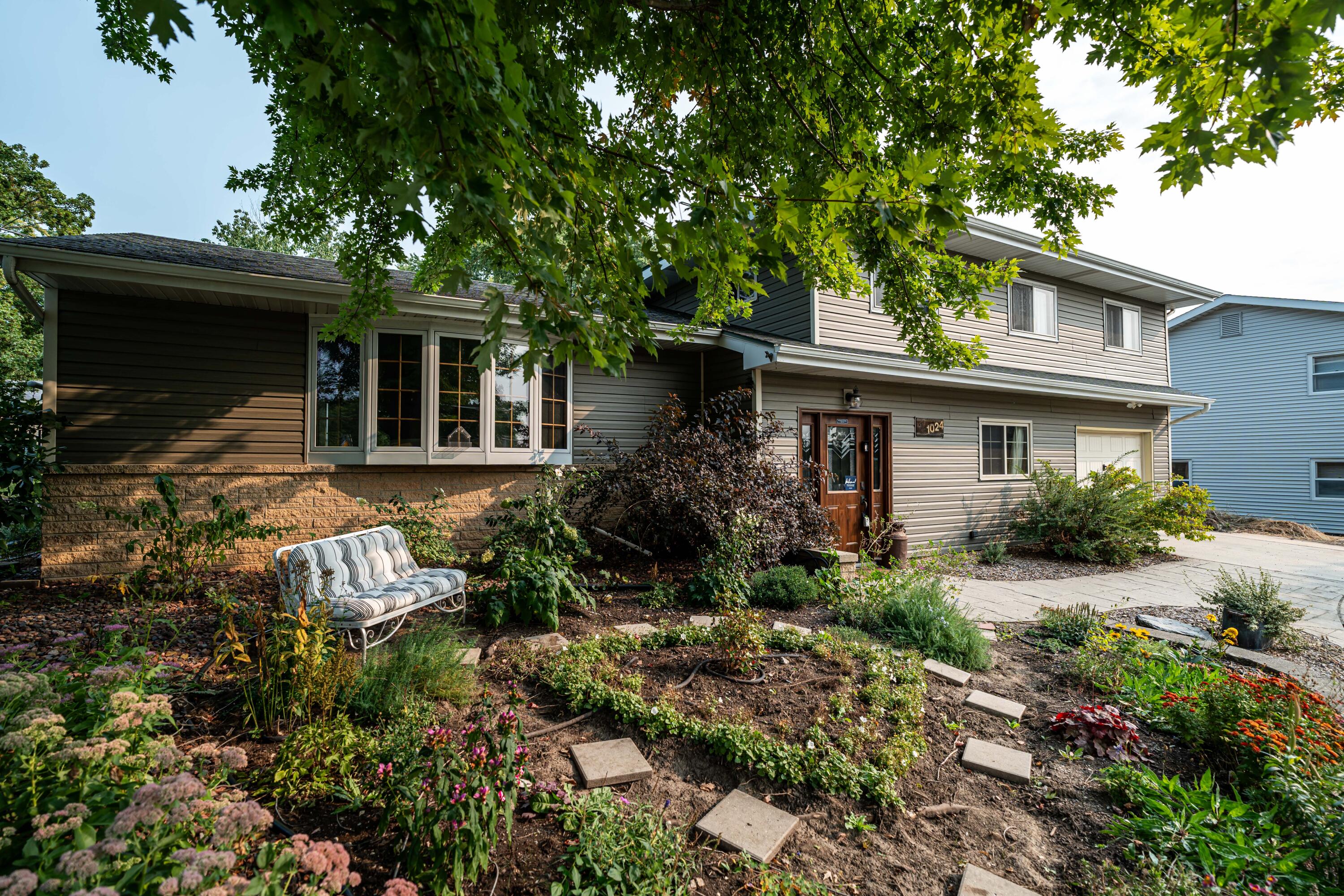 Boughton St, Watertown, WI 53094