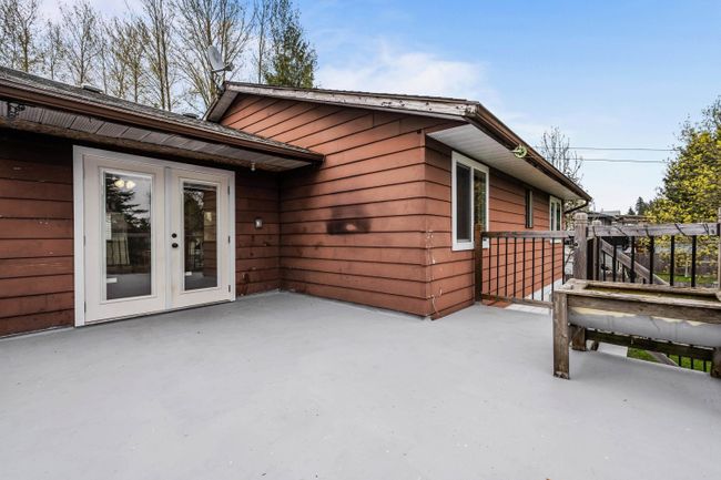 32334 14 Th Avenue, House other with 3 bedrooms, 2 bathrooms and 10 parking in Mission BC | Image 26