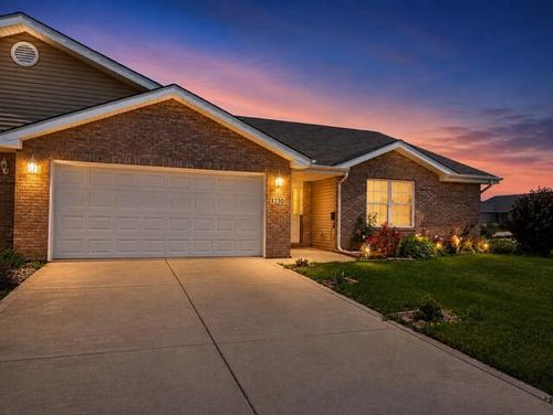 1230 W 82nd Ln, Merrillville, IN, 46410-5857 | Card Image