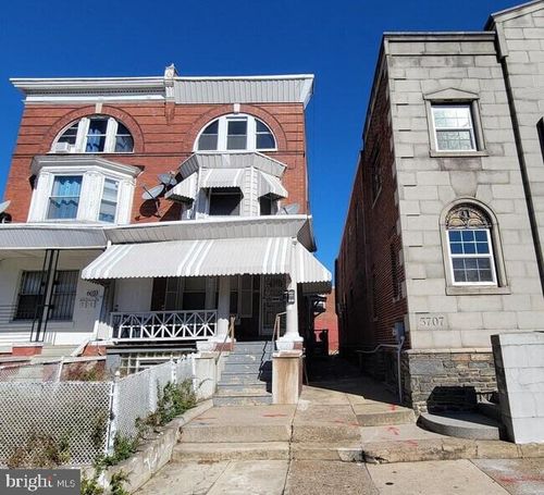 6031 Chestnut St, Philadelphia, PA, 19139-3073 | Card Image