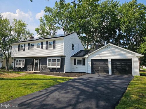 38 Edison Ln, Willingboro, NJ, 08046-2406 | Card Image