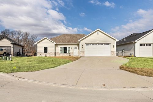 4509 Sassafras Ct, COLUMBIA, MO, 65201-8338 | Card Image