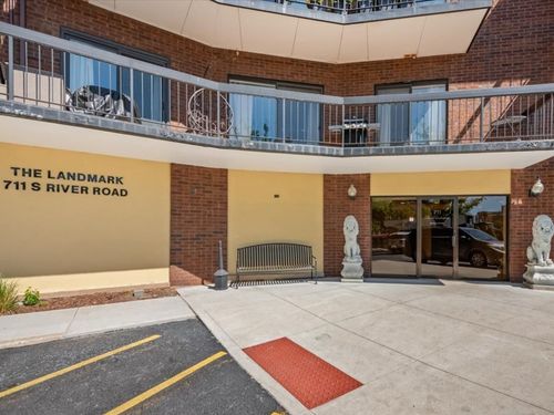 606-711 S River Rd, Des Plaines, IL, 60016-4771 | Card Image