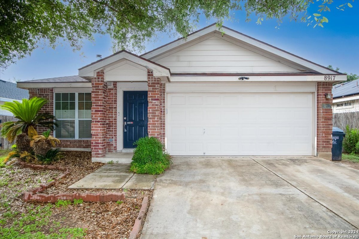 Pinseeker , Selma, TX 78154