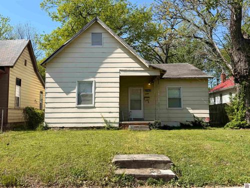 1743 Harrison St, Paducah, KY, 42001-2748 | Card Image