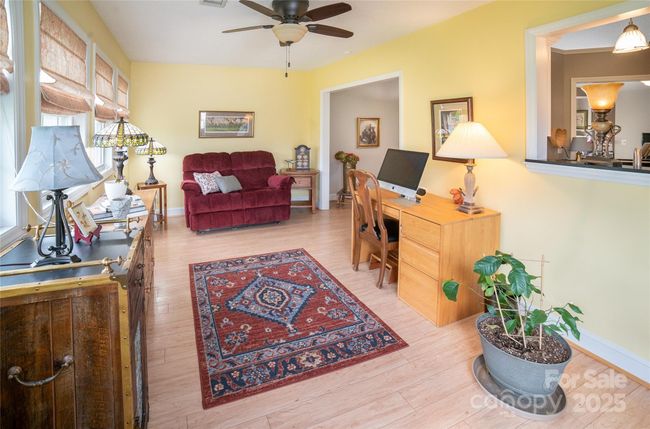 137 Lady Slipper Ln Sw, Townhouse with 3 bedrooms, 2 bathrooms and null parking in Valdese NC | Image 16