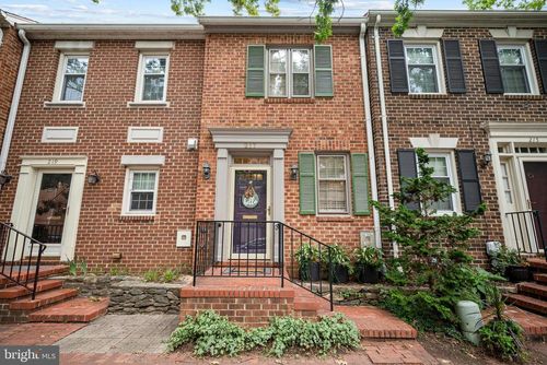 217 Oronoco St, ALEXANDRIA, VA, 22314-2017 | Card Image